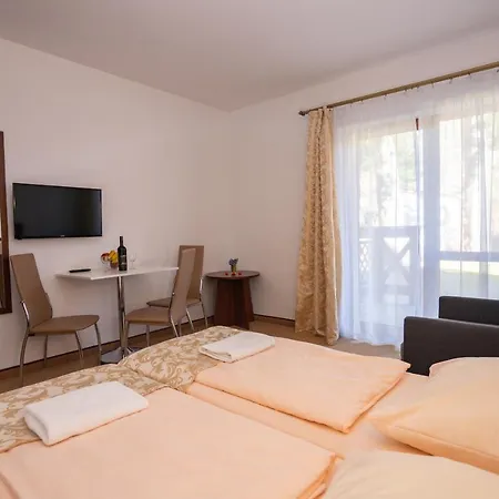 Apartment Rentplanet - Trzy Sosny Szklarska Poreba
